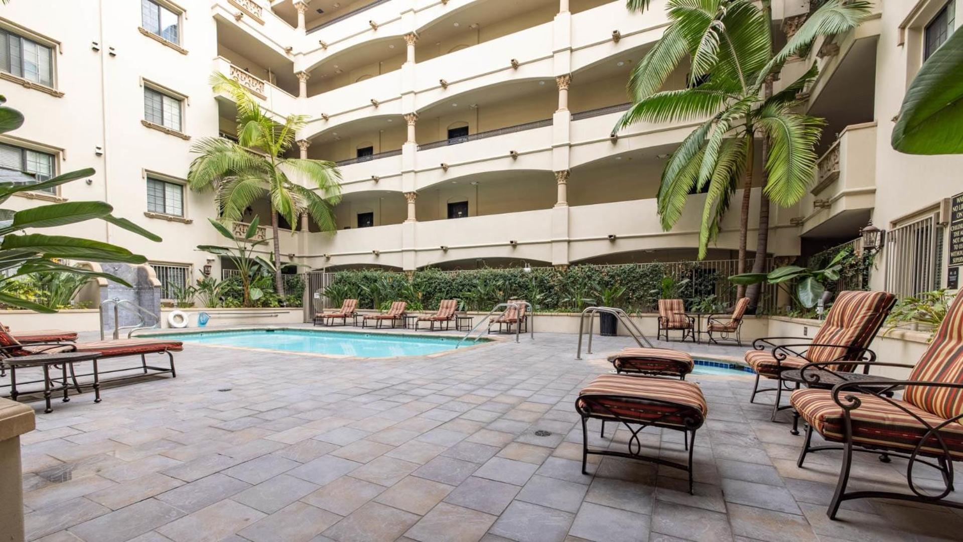 Holiday In La - 1Br With Free Parking, Laundry, Pool Los Angeles Eksteriør billede