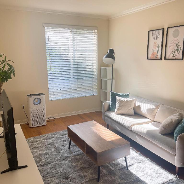 Holiday In La - 1Br With Free Parking, Laundry, Pool Los Angeles Eksteriør billede